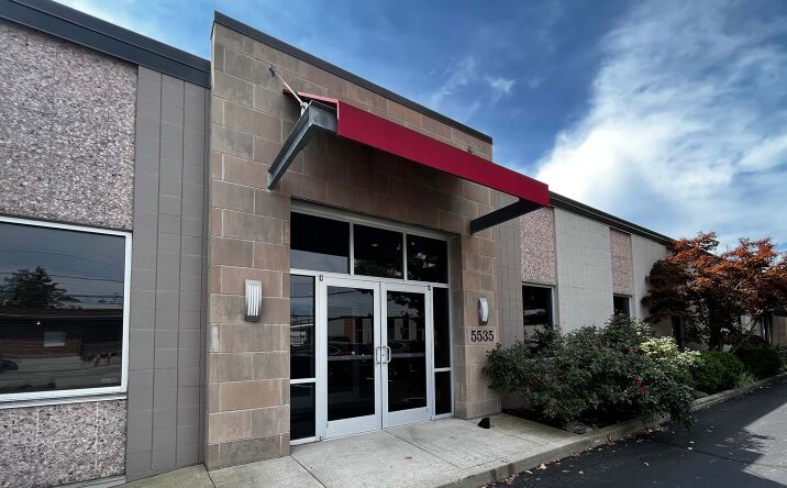 Pictures of Office property located at 5533 Fair Ln, Cincinnati, OH 45227 for lease - image #1
