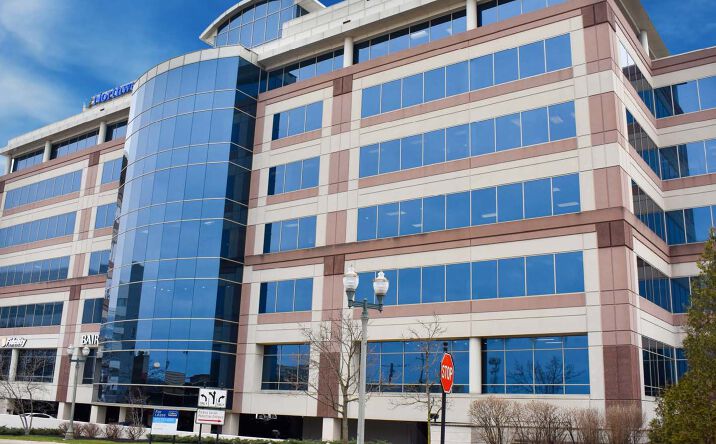 Pictures of Office property located at 3805 Edwards Rd, Cincinnati, OH 45209 for lease - image #1