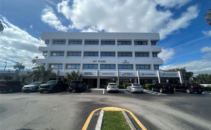 Pictures of Office property located at 351 S Cypress Rd, Pompano Beach, FL 33060 for lease - image #1