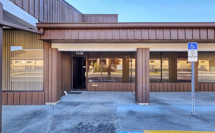 Pictures of Office property located at 7418 Community Ct, Hudson, FL 34667 for lease - image #1