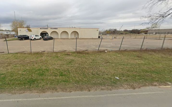 Pictures of Industrial property located at 2800 S Pipeline Rd, Euless, TX 76040 for lease - image #1