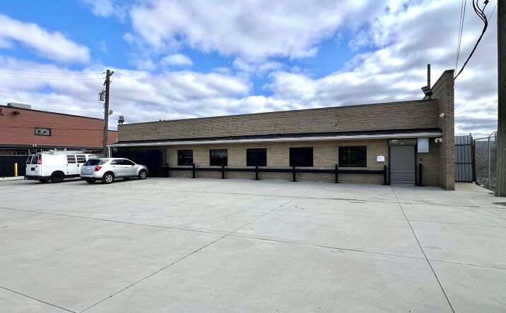Pictures of Industrial, Office property located at 14050 Oakland Ave, Highland Park, MI 48203 for lease - image #1