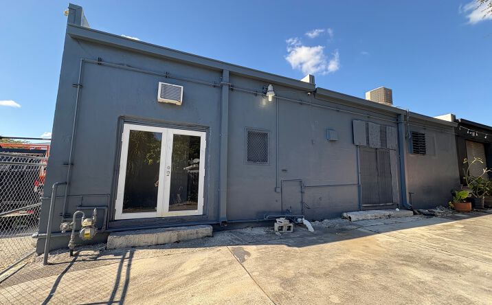 Pictures of Industrial property located at 12203-12207 NE 13th Ct, North Miami, US 33161 for lease - image #1