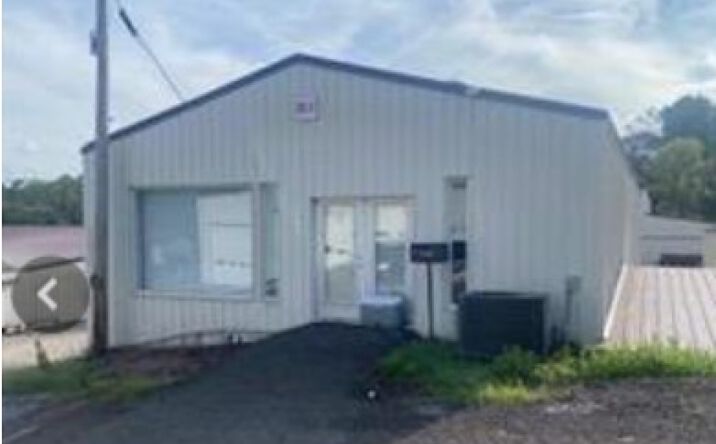 Pictures of Office, Retail property located at 813 S Reading Ave, Boyertown, PA 19512 for lease - image #1