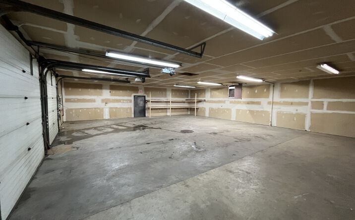 Pictures of Retail, Office, Industrial property located at 79 S 20th Street, Battle Creek, MI 49015 for lease - image #1