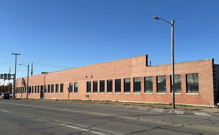 Pictures of Industrial property located at 125 E Sample St, South Bend, IN 46628 for lease - image #1