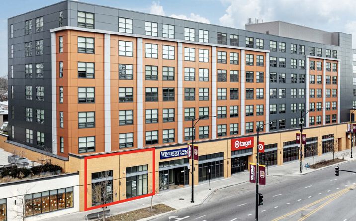 Pictures of Retail, Restaurant property located at 6418 N Sheridan Rd, Chicago, IL 60626 for lease - image #1