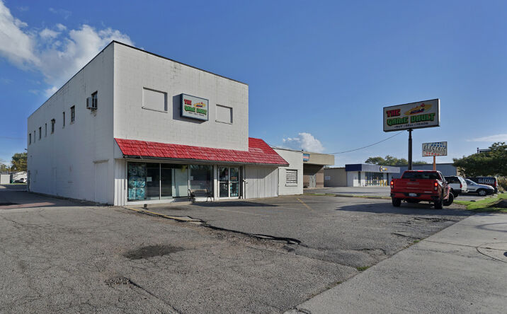 Pictures of Retail property located at 3350-3356 Lapeer Road, Port Huron, MI 48060 for lease - image #1
