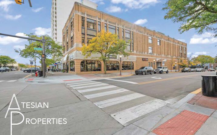 Pictures of Retail property located at 400 S Washington Ave, Royal Oak, MI 48067 for lease - image #1