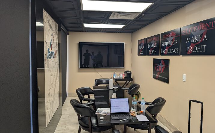 Pictures of Office, Special Purpose property located at 701 NW Federal Hwy, Stuart, FL 34994 for lease - image #1