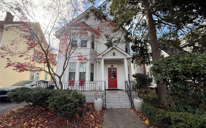 Pictures of Office property located at 15 E Main Street, Port Jervis, NY 12771 for lease - image #1