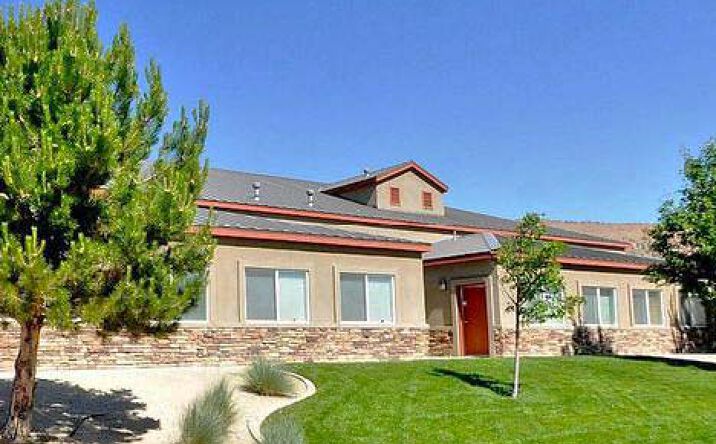 Pictures of Industrial property located at 255 Distribution Dr, Sparks, NV 89441 for lease - image #1