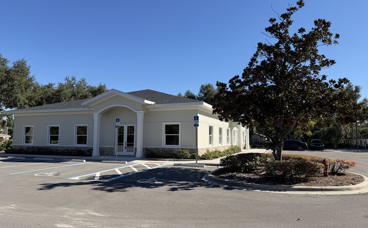 Pictures of Office property located at 108 S Park Ave, Apopka, FL 32703 for lease - image #1