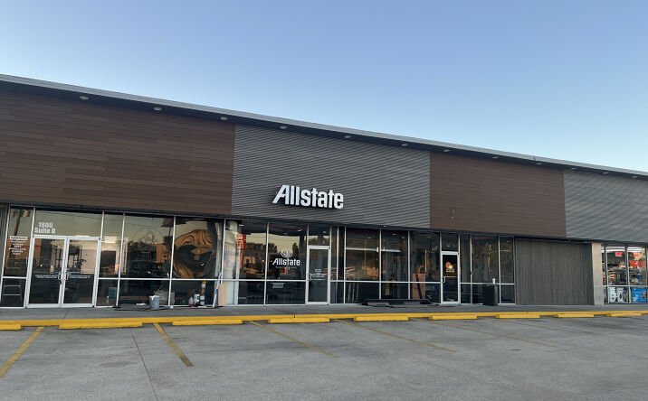 Pictures of Retail, Restaurant property located at 1800 Northpark Dr, kingwood, TX 77339 for lease - image #1