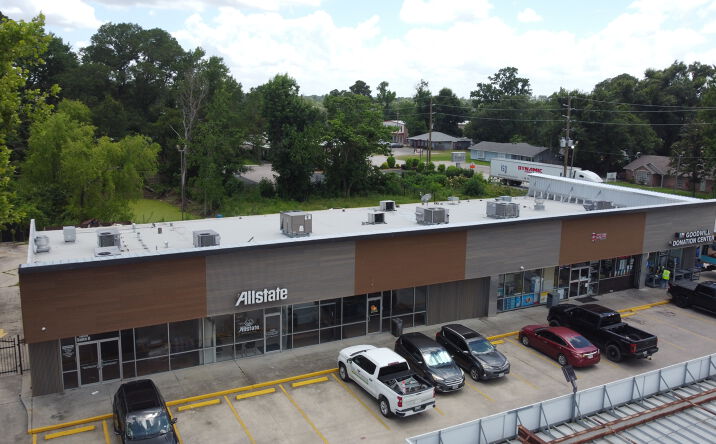 Pictures of Retail, Restaurant property located at 1800 Northpark Dr, kingwood, TX 77339 for lease - image #1