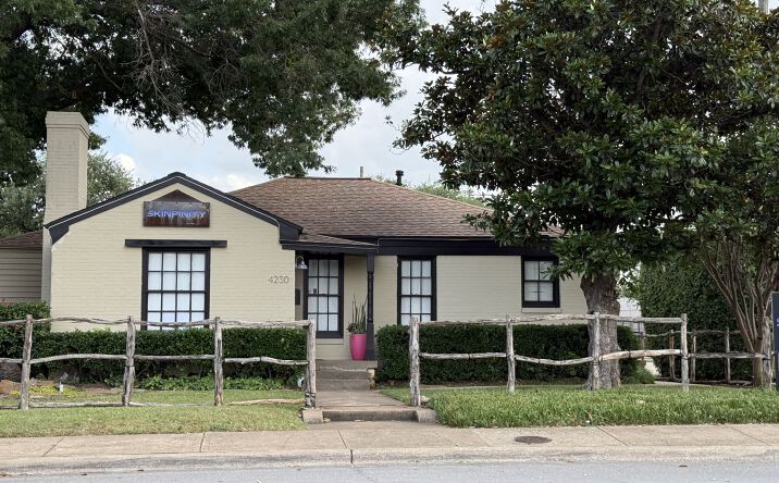 Pictures of Retail property located at 4230 W Lovers Ln, Dallas, TX 75225 for lease - image #1