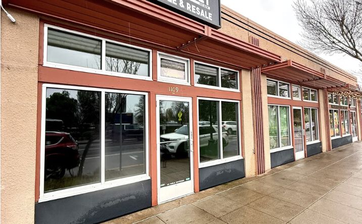 Pictures of Retail property located at 1109 Edgewater St NW, Salem, OR 97304 for lease - image #1