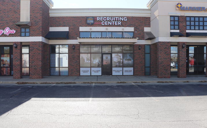 Pictures of Retail property located at 507 W Town Center Blvd, Champaign, IL 61822 for lease - image #1