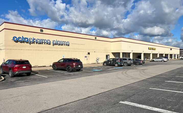 Pictures of Retail, Office, Restaurant property located at 1700 Peach St, Erie, PA 16501 for lease - image #1