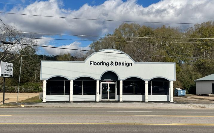 Pictures of Retail property located at 825 Snow St, Oxford, AL 36203 for lease - image #1