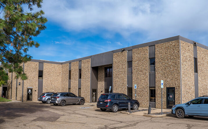 Pictures of Retail, Office, Industrial property located at 1898 South Flatiron Court, Boulder, CO 80301 for lease - image #1