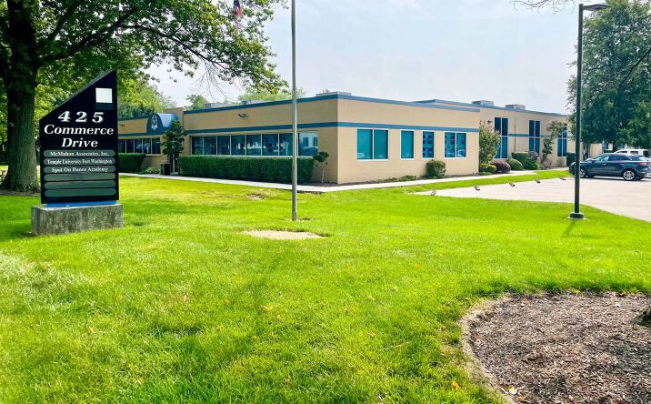 Pictures of Office property located at 425 Commerce Dr, Fort Washington, PA 19034 for lease - image #1