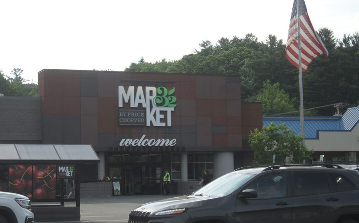 Pictures of Retail property located at 499 Canal St, Brattleboro, VT 05301 for lease - image #1