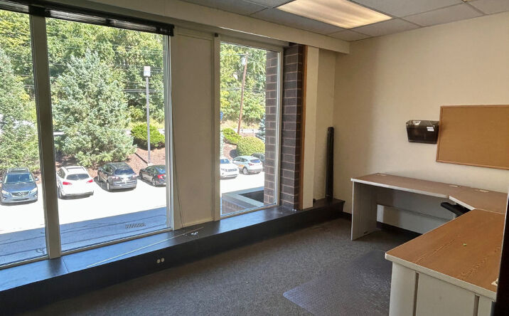 470 Streets Run Rd, Pittsburgh, PA 15236 | Crexi.com