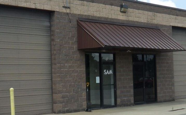 Pictures of Retail, Industrial property located at 12480 Debartolo Dr, North Jackson, OH 44451 for lease - image #1