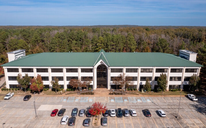 Pictures of Office property located at 385b Highland Colony Pkwy, Ridgeland, MS 39157 for lease - image #1