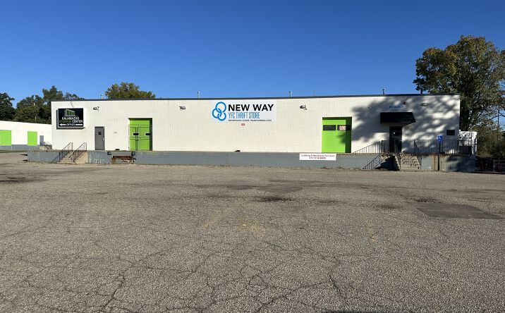 Pictures of Industrial property located at 3003 S Burdick St, Kalamazoo, MI 49001 for lease - image #1