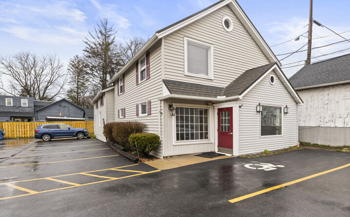 Pictures of Retail, Office, Restaurant property located at 25 S Main St, Pittsford, NY 14534 for lease - image #1