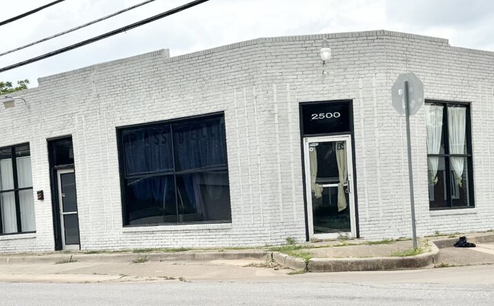 Pictures of Retail property located at 2500 NW 33rd St, Oklahoma City, OK 73112 for lease - image #1