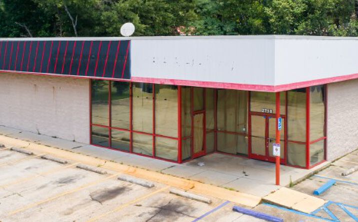 Pictures of Retail property located at 2718 Montgomery Hwy, Dothan, AL 36303 for lease - image #1