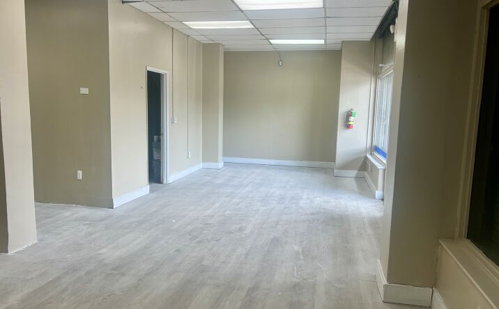 Pictures of Retail, Office, Special Purpose property located at 433 N 7th St, Camden, NJ 08102 for lease - image #1