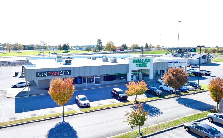 Pictures of Retail property located at 4036-4044 Fort Campbell Blvd, Hopkinsville, KY 42240 for lease - image #1