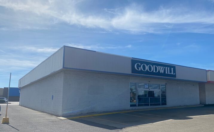 Pictures of Retail property located at 211 Resort Plaza Dr, Blairsville, PA 15717 for lease - image #1