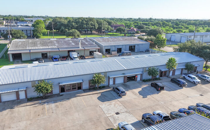 Pictures of Industrial property located at 13110 Mula Ct, Stafford, TX 77477 for lease - image #1