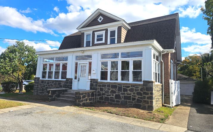 Pictures of Retail, Office, Special Purpose property located at 3220 Philadelphia Pike, Claymont, DE 19703 for lease - image #1