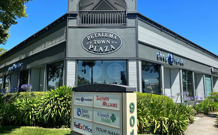Pictures of Retail property located at 901 E Washington St, Petaluma, CA 94952 for lease - image #1