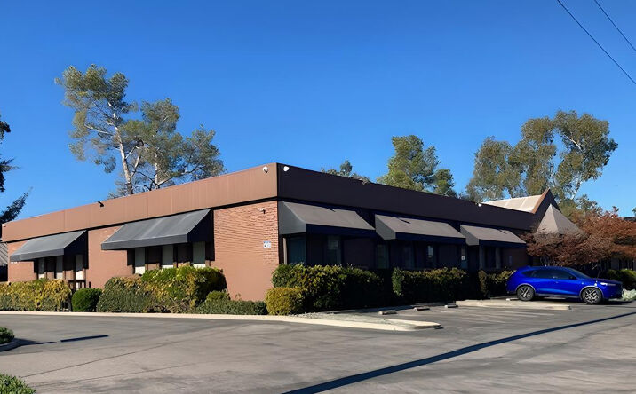 Pictures of Office property located at 1717 Embarcadero Rd, Palo Alto, CA 94303 for lease - image #1