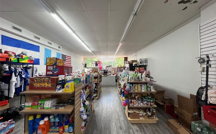 Pictures of Office, Retail property located at 120 Main Street, Smithtown, NY 11754 for lease - image #1