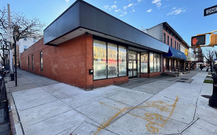Pictures of Retail, Office, Restaurant, Industrial property located at 6918 Myrtle Avenue, New York, NY 11385 for lease - image #1
