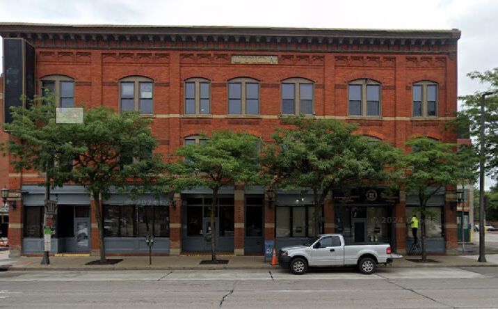 Pictures of Office property located at 2217 E 9th St, Cleveland, OH 44115 for lease - image #1