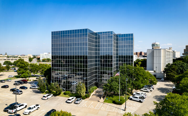 Pictures of Office property located at 345 Riverview St, Wichita, KS 67203 for lease - image #1