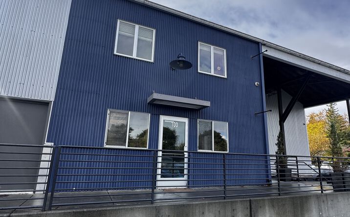 Pictures of Retail, Industrial property located at 6790 McKinley St, Sebastopol, CA 95472 for lease - image #1