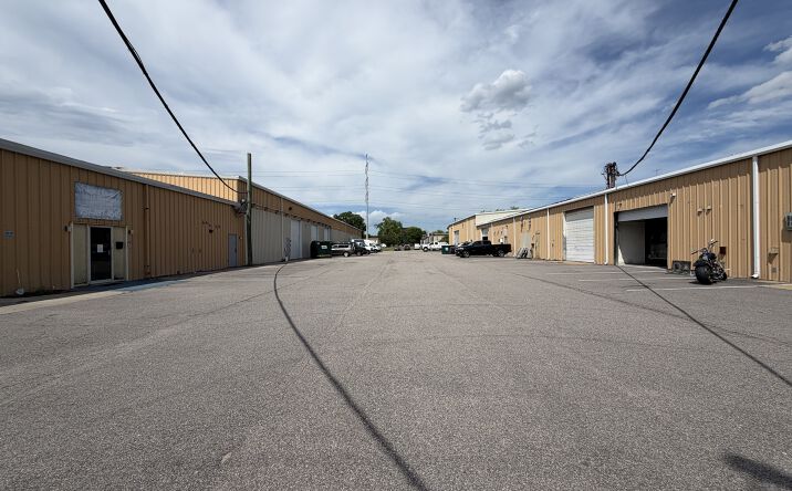 Pictures of Industrial property located at 5768 Arrowhead Dr, Virginia Beach, VA 23462 for lease - image #1