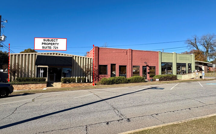 Pictures of Retail, Office property located at 721 Carroll St, Perry, GA 31069 for lease - image #1