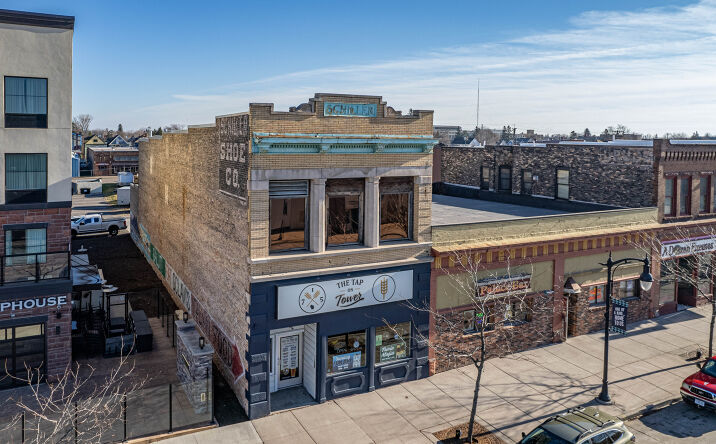 Pictures of Retail property located at 1106 Tower Ave, Superior, WI 54880 for lease - image #1