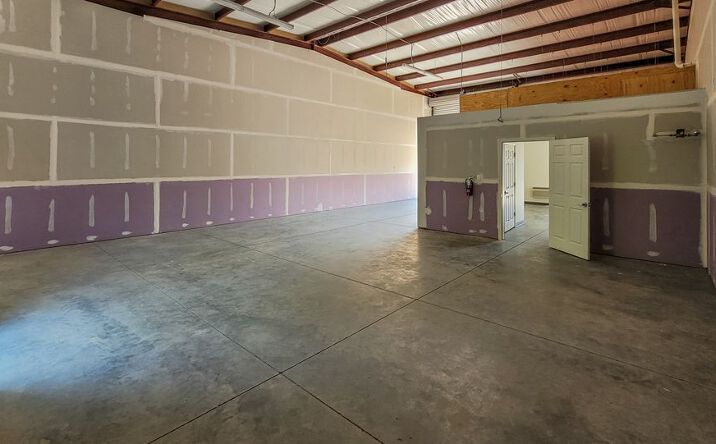 Pictures of Retail, Industrial, Office property located at 3124 Balis Dr, Baton Rouge, LA 70808 for lease - image #1